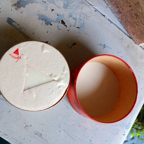 Vintage Krasny Face Powder "Rachel" NEW Collectable - Picture 4 of 5